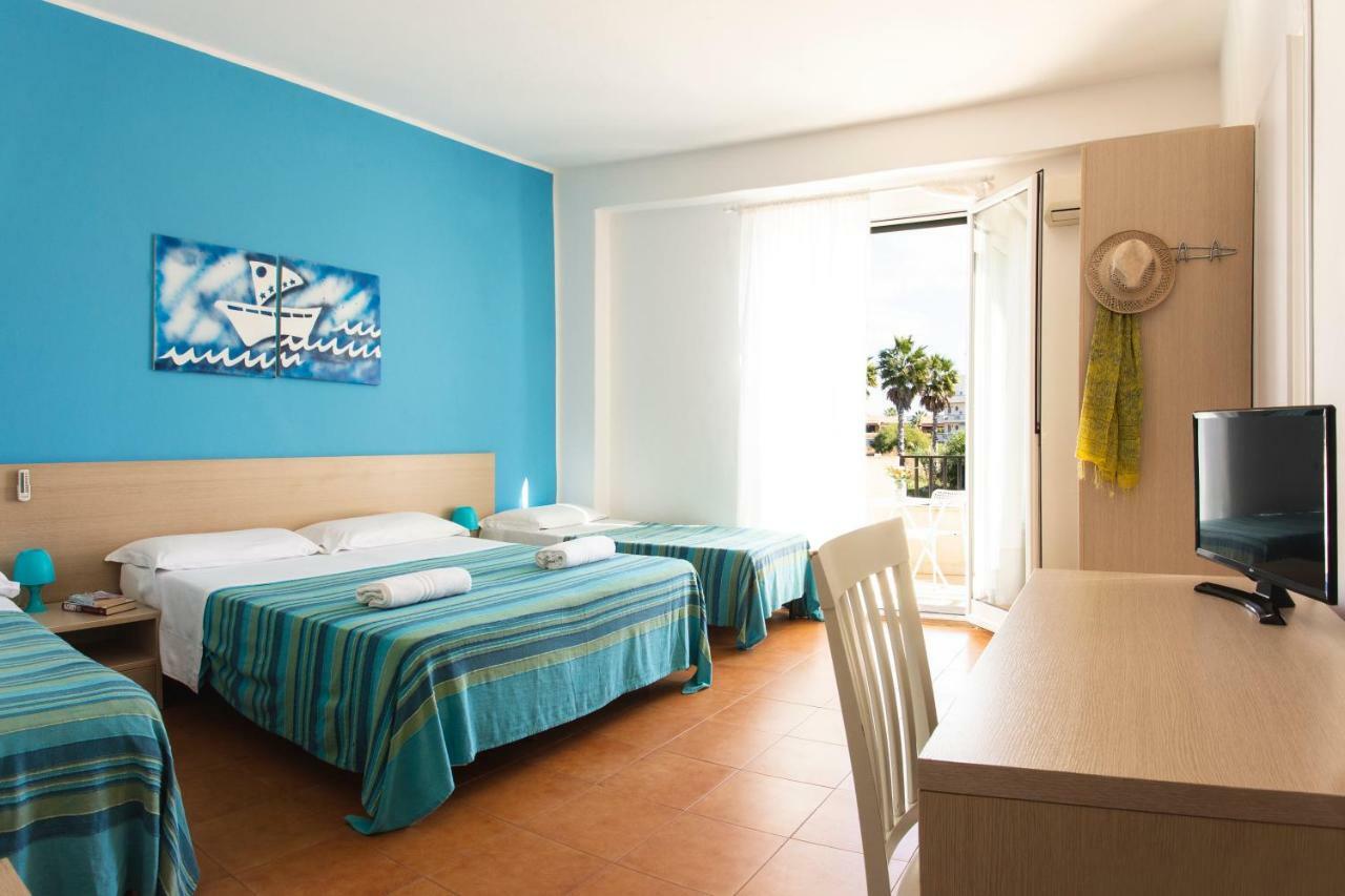 Hotel Baia Del Sole Marina di Ragusa Exterior photo